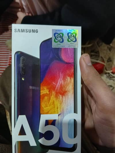 Samsung a50 4 128 imie change with box available originally screeen