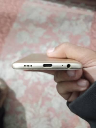 Samsung galaxy C5PRO 4RAM 64STORAGE PANAL NEW DALWANA HA.