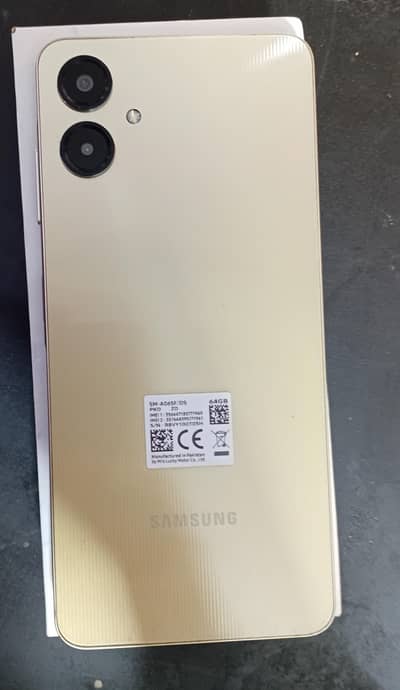 samsung a06, 4 64