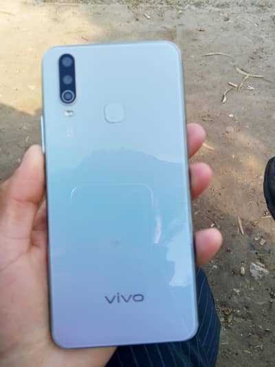 vivo y17