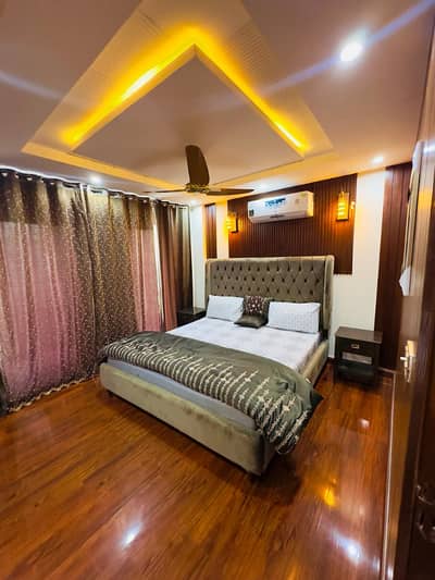 One bedroom vip apartment for short stay inbahria town Lahore