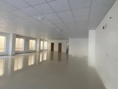 12 Marla Ideal Building