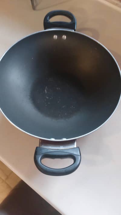 prestige 3 pots with lid