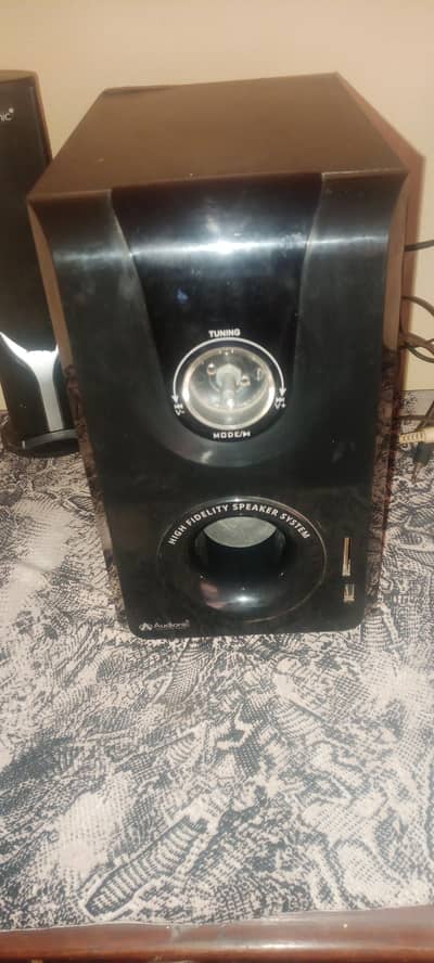 Audionic AD-700 Ac/Dc