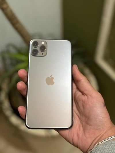 Iphone 11 pro max 256gb Pta approved