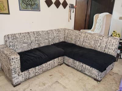 5 seater L shape sofa black Selling 5 seer L s