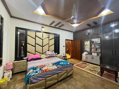 1 Kanal Beautiful House For Rent Near College Road and Wapda Town