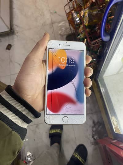 iPhone 7plus 32gb pta approved