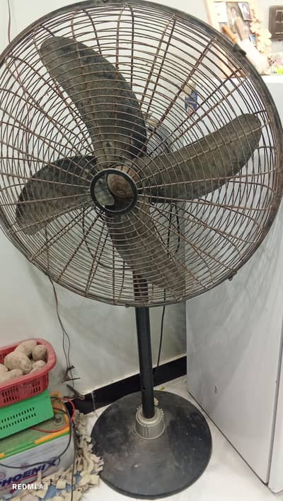 acha hai chalne me  condition bhi bht achi hia