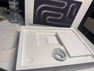 Macbook Pro - 16GB - 1TB - Personal Used, USA Purchased