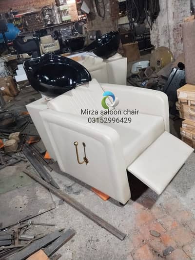 Barber chair/Cutting chair/ Shampoo unit/Trolly/Saloon Furniture.