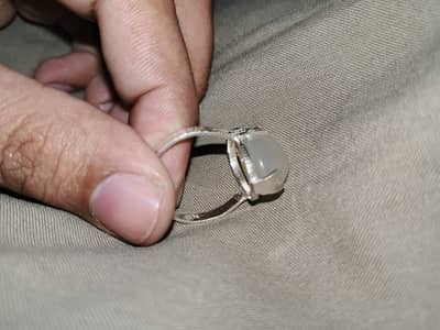 White Aqeeq real stone Chandi ring
