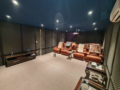 Designer'S Haven: A 5-Bedroom Modern Oasis, Where Straight Lines Meet Elegant Design For Contemporary Living