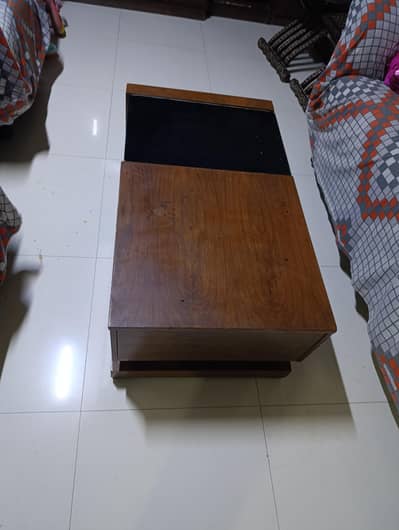 sofa set with centre table