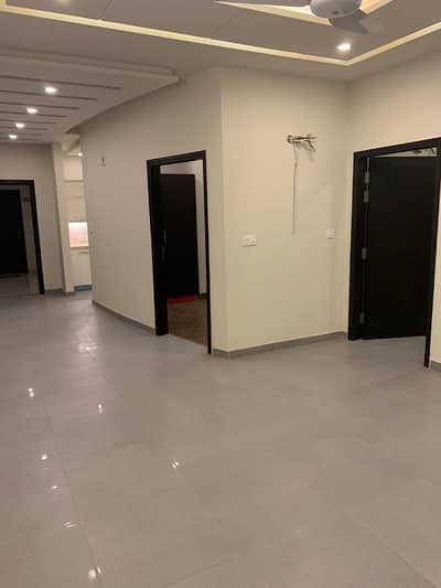 3 Bedroom'S Luxury Apartment For Rent In Zarkon Height'S