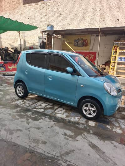 moco nissan for sell