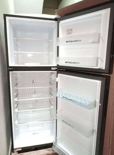 Brand New Haire refrigerator only 3 week used urgent sale