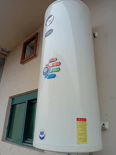 Only 2 month used. Waranted. Brand New