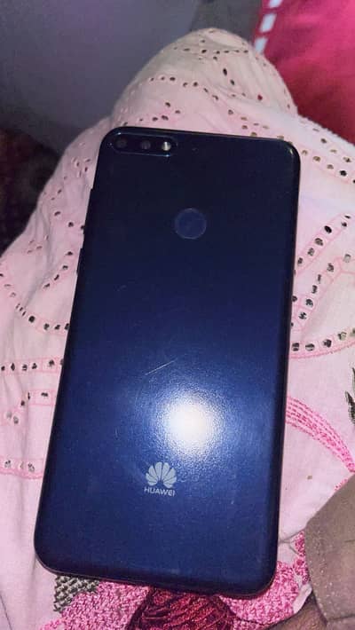 3 gb ram 32 gb storage only glass chnge hony wala ha