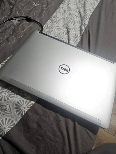 Dell latitude E6540