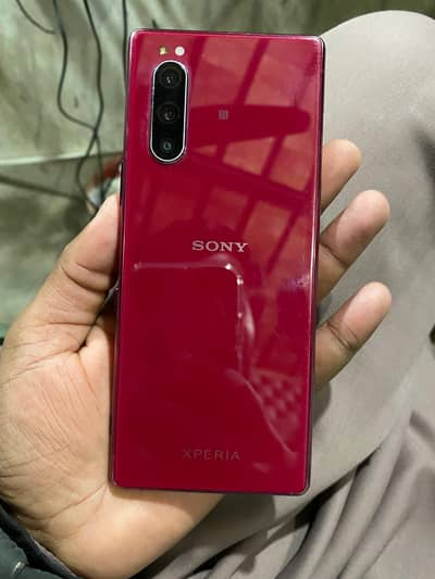 Sony Xperia 5
