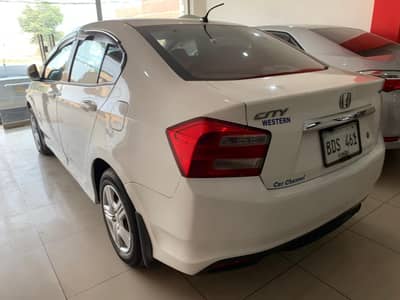 Honda city manual 15. model reg Sindh 1st owner 29lac