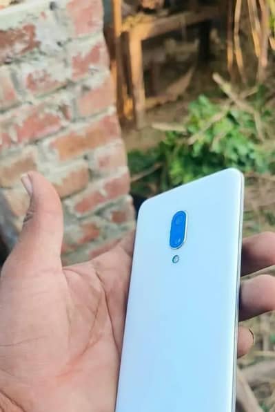 aquas zero 2 8 256 5g