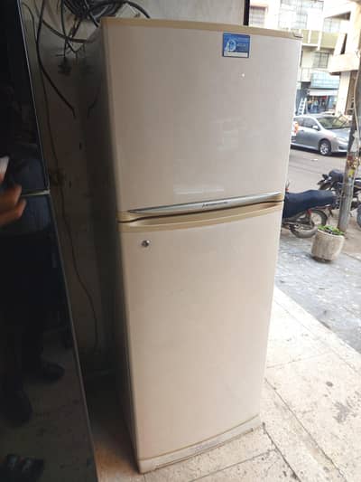 Mitsubishi Brand new fridge 18cft