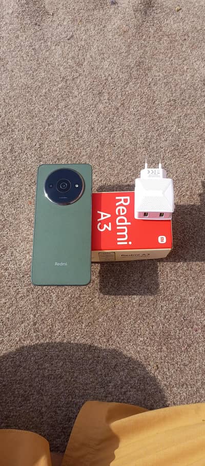 4+4+ 8 GB Ram 128 GB Memory 10 by 10 condition