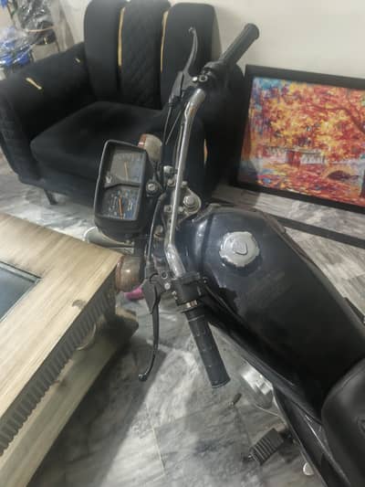 125 2024 model first onwer