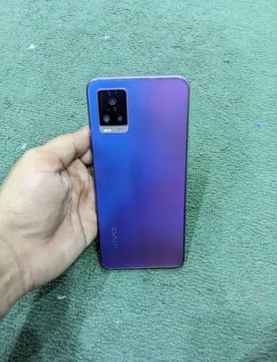 vivo V20 8 GB RAM 128 GB memory 0325/1263/112