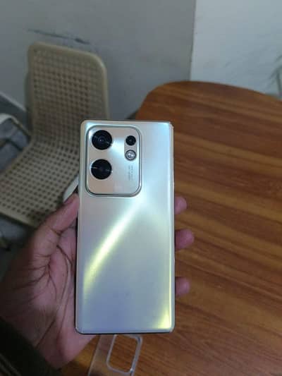 INFINIX ZERO 30 (REFURBISHED)