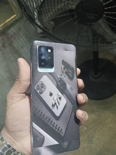 Infinix Note 10 pro(03233379581//