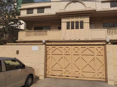 3 Beds Small Complex Apartment for Sale Clifton Block 2 (1st Floor, West Open)