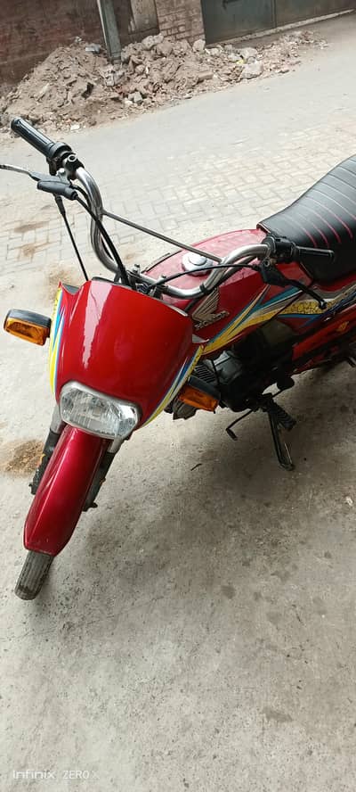 Honda CD 70 Dream for sale in Lahore
