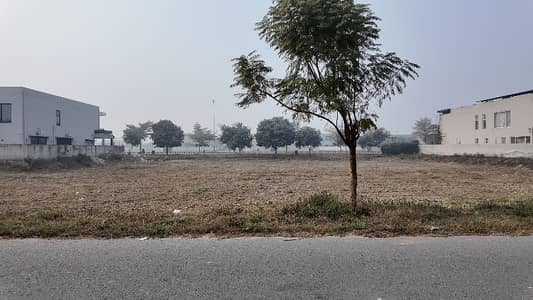 1 Kanal Spacious Residential Plot Available In DHA Phase 7 - Block T For Sale