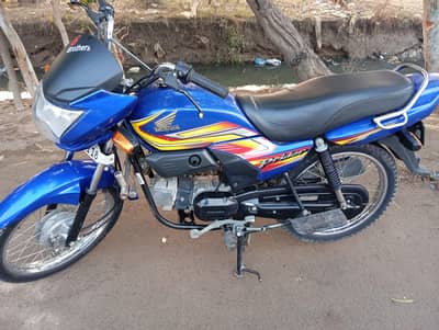 best condition blue color one hand use all Ok 