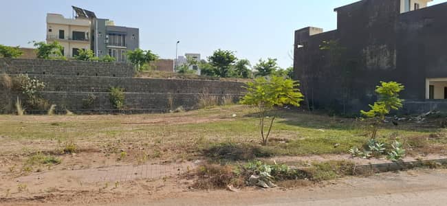 8 Marla Plot For Sale In DHA Phase-3 Rawalpindi