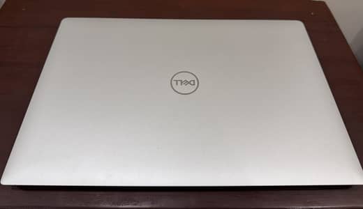 Dell Precision 5530 i7 8gen 16/512 with graphic card