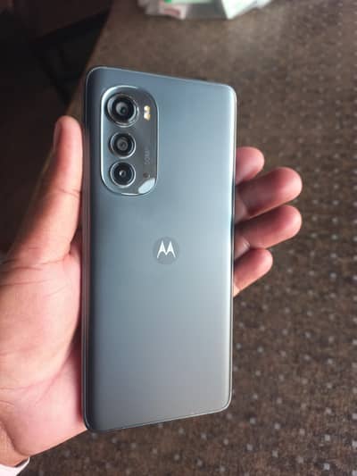 Motorola Edge 2022