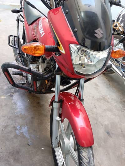 GD110S Suzuki Red