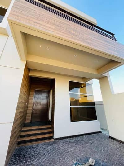 BRAND NEW 300 YARD BUNGLOW FOR RENT