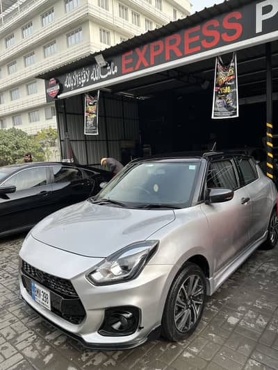 Suzuki Swift GLX CVT Sliver colour