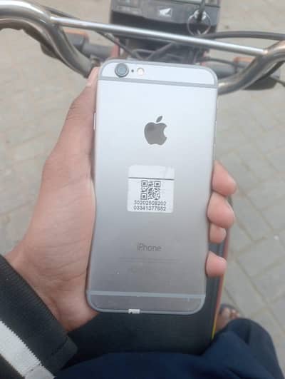Iphone 6 10/9 condition for sale