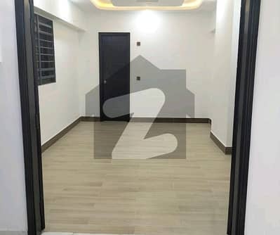 1050 Square Feet Flat for sale in Jamshed Road