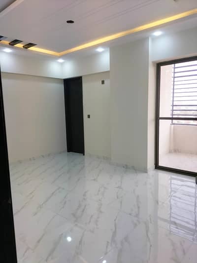1050 Square Feet Flat for sale in Amil Colony