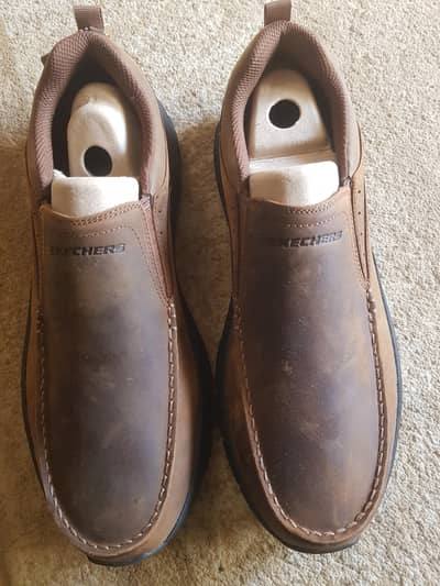 SKECHERS LEATHER  CASUALS