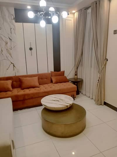 1050 Square Feet Flat for sale in Amil Colony