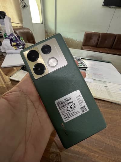 Infinix  note 40 pro 256 gb. Up fir sale best phone  no any fualt