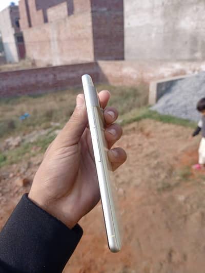 condition 10%10 good battery timing backup